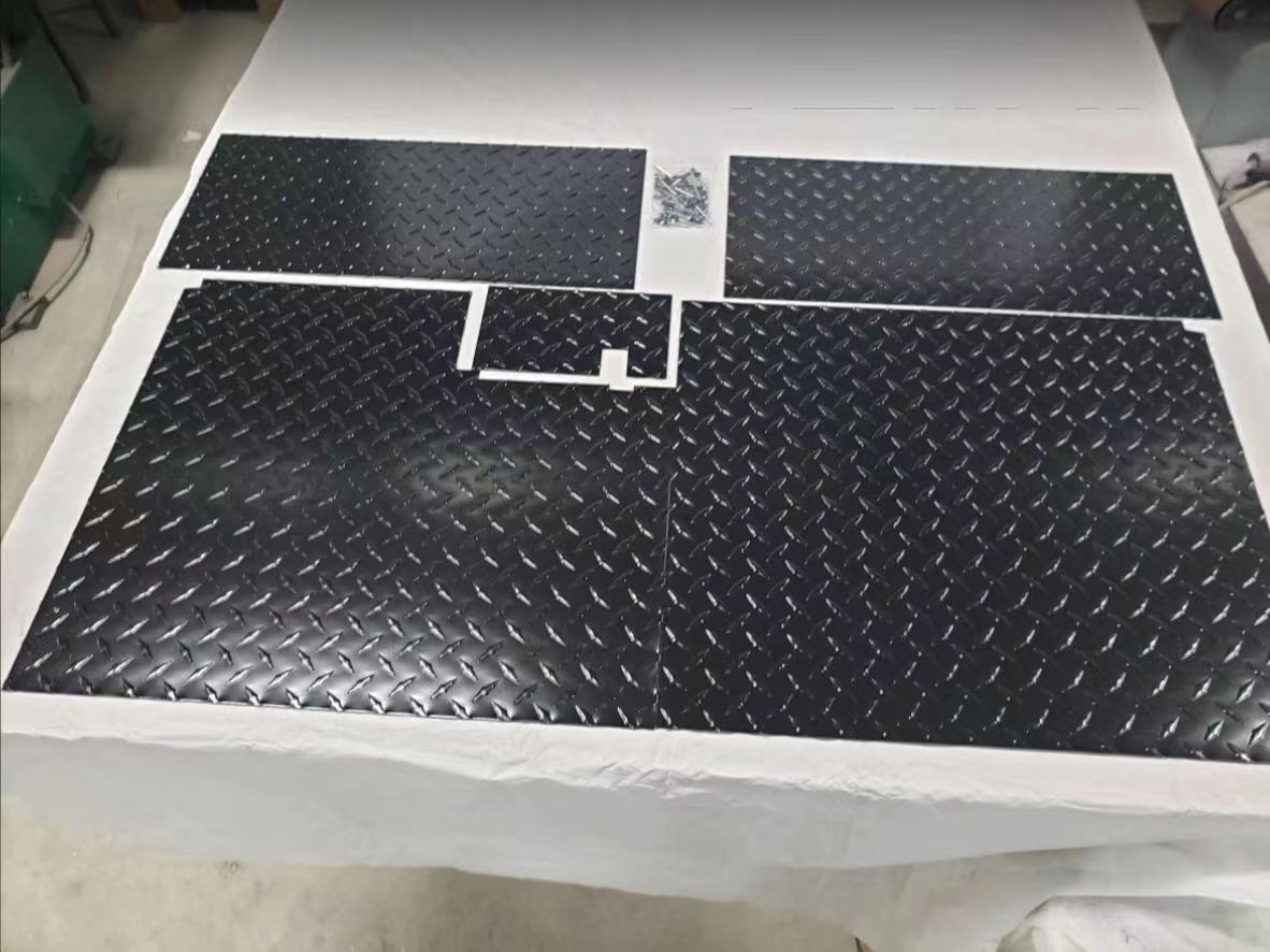 Black Coated Aluminum Tread plates 